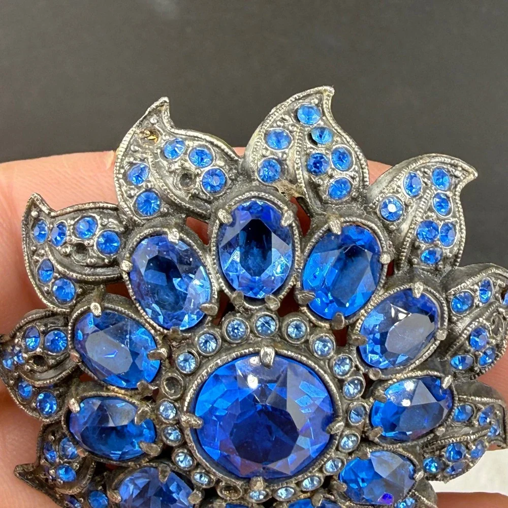 Vintage Pot Metal Brooch Blue Rhinestone Sunflower Brooch Floral  Large